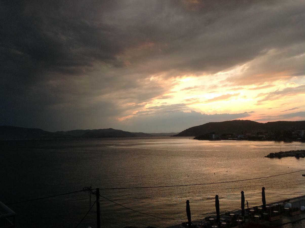 Filippos-Spectacular Area,,,,Panoramic,-Sea- View- Apartments-42M, Just Call On The Photo Number, For Price,Vacancy Etc,,-Next To Vallis Hotel,, 15Meters From Seaside!!! Agria Zewnętrze zdjęcie